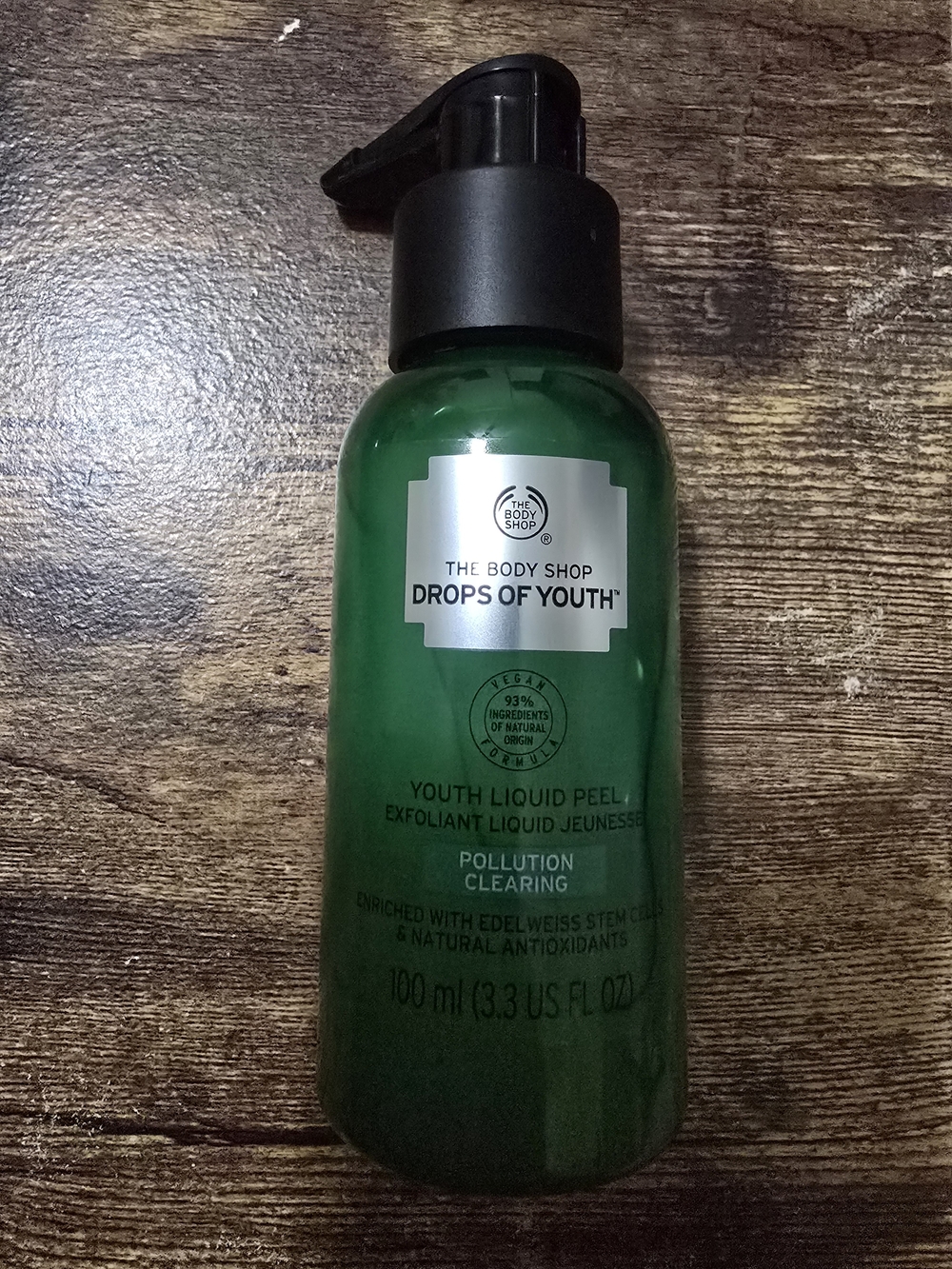THE BODY SHOP Drops of Youth Liquid Peel Pollution Clearing (3.3 oz/ 100 ml)